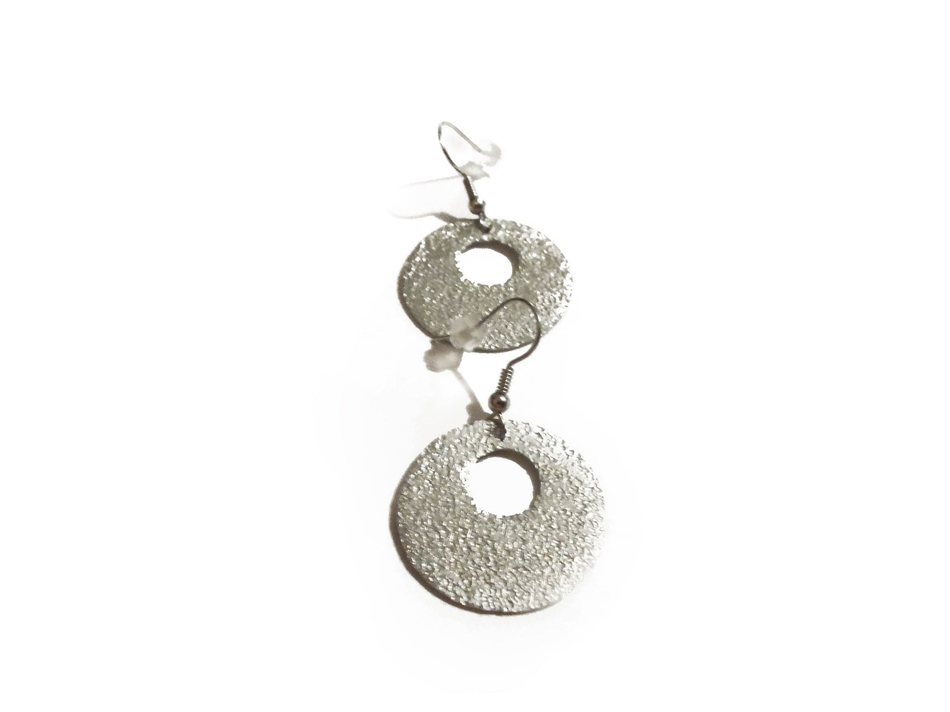 handmade hammered round earrings