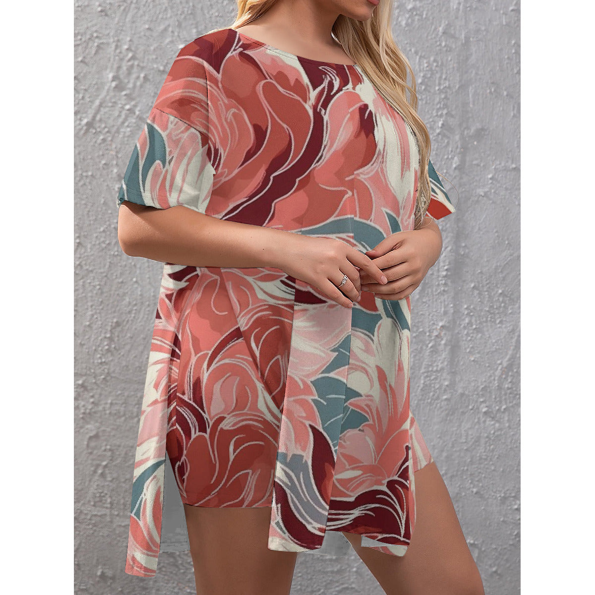 Floral Drop-Shoulder Shirt with Side Split and Shorts (Plus Size)